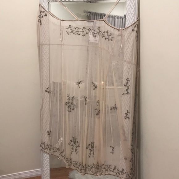 Zara Beaded Mesh Wrap Dress - Picture 4 of 4